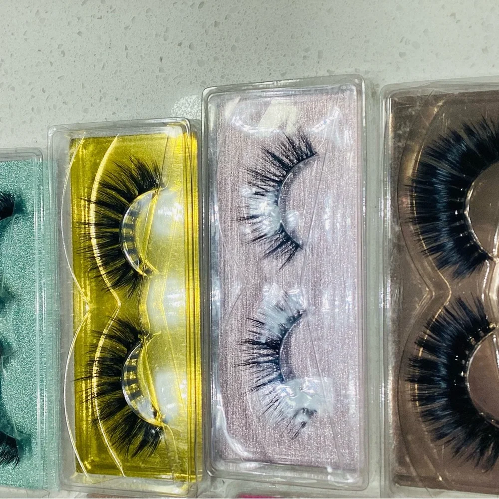 7pcs These eyelashes like cherry on top of your makeup look, adding a elegance.